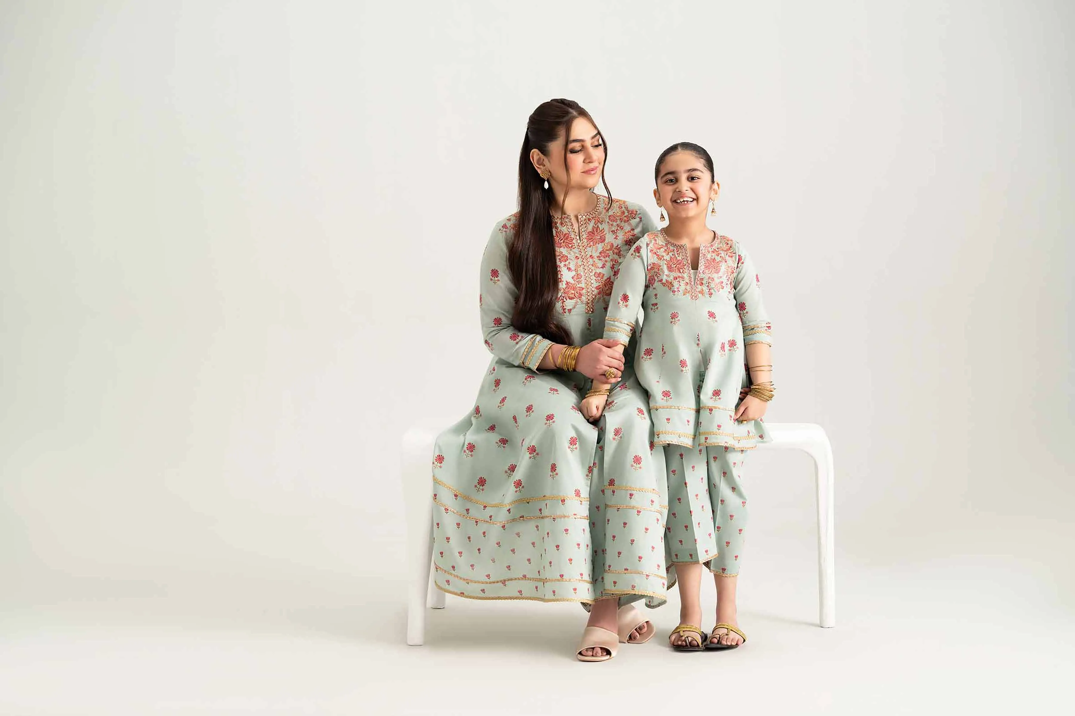 2 Piece - Embroidered Suit - PMD25-08 D