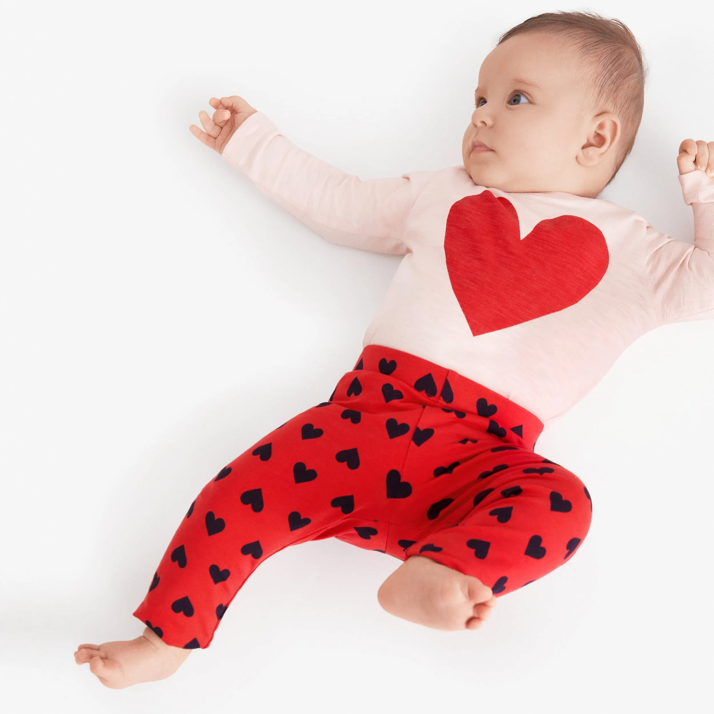 Clearance baby legging in heart print