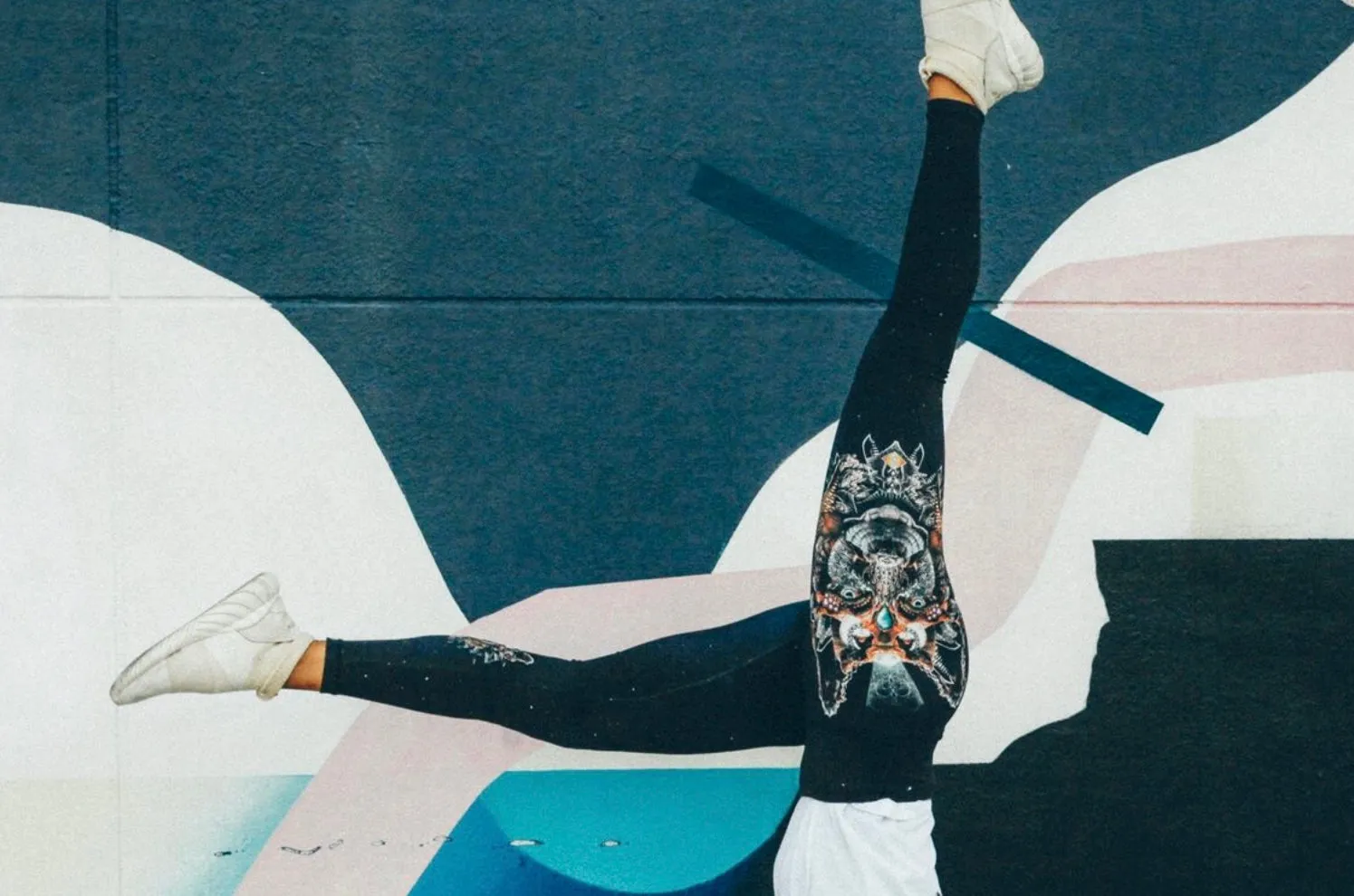 THE WOLF & OWL LEGGINGS