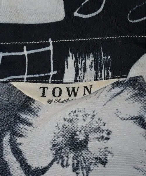 TOWN Casual shirts