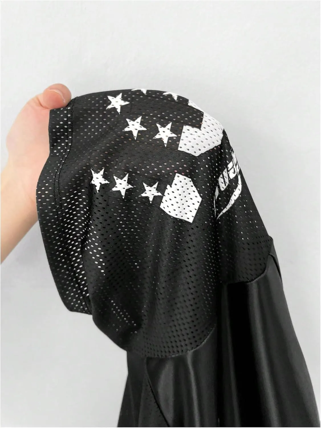 WDIRARA Women's Plus Size Football Jersey Shirts Oversized T Shirt Graphic Letter Print V Neck Short Sleeve Streetwear Top